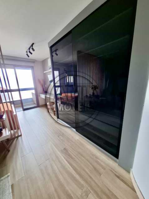 8c8b3f8a-a1f5-4929-9d11-8ac536 - 14