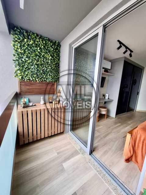 43e3344e-3c8f-4b9d-b368-e780e9 - 16