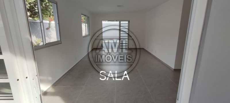09cf9915-0abf-44db-8784-d2de25 - 6