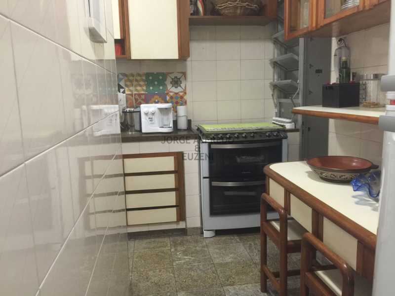 WhatsApp Image 2016-11-04 at 3 - 3