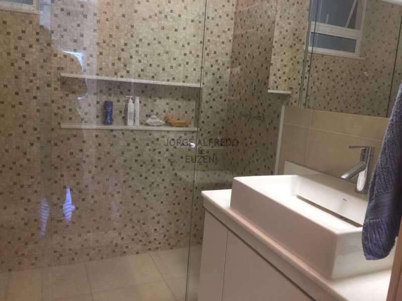 WhatsApp Image 2016-11-04 at 3 - 16