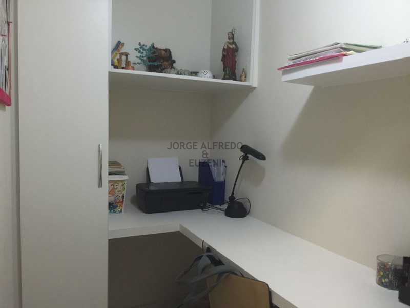 WhatsApp Image 2016-11-04 at 3 - 14