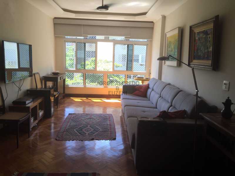 WhatsApp Image 2016-11-04 at 3 - 2