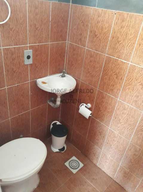 7b33f4da-18dc-404b-adb8-45ee56 - 12