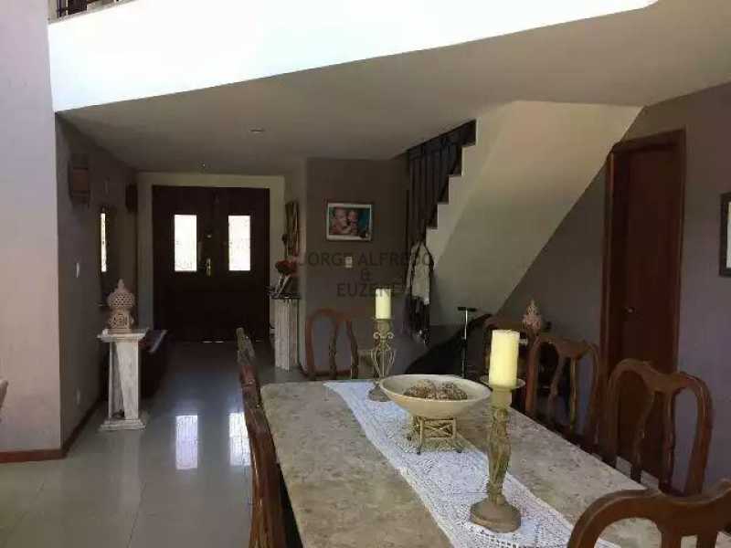 0c5d90e6-4516-4ae5-aad6-c6ee5d - 14