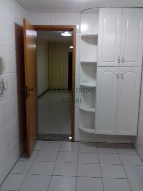 23a5b054-7a69-44a9-b7eb-8b2b97 - 16