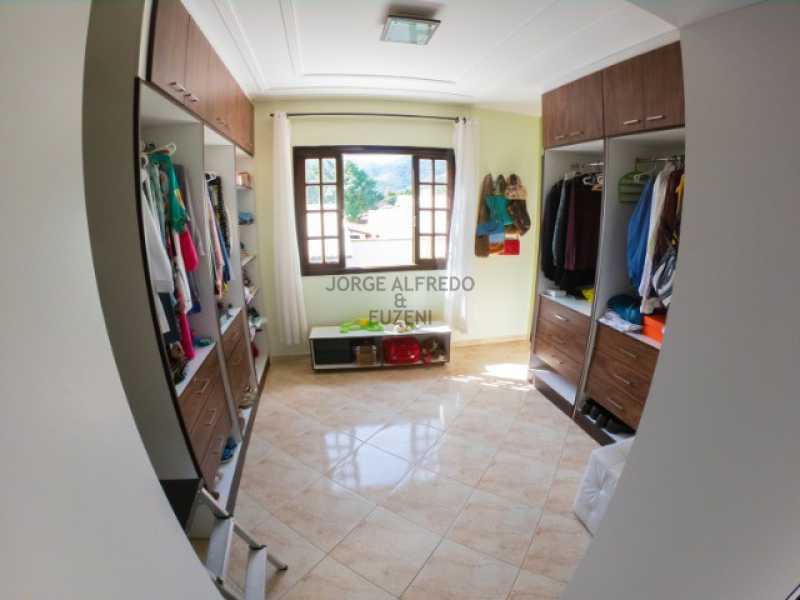 900235276190928 - 14