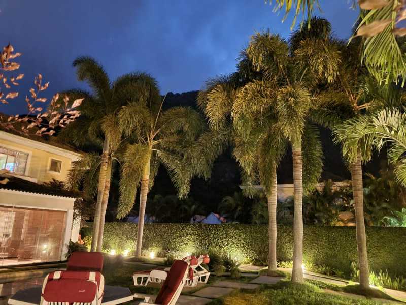 WhatsApp Image 2022-06-13 at 1 - 4