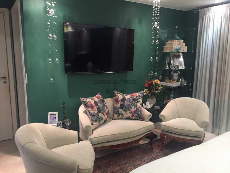 WhatsApp Image 2022-06-13 at 1 - 15