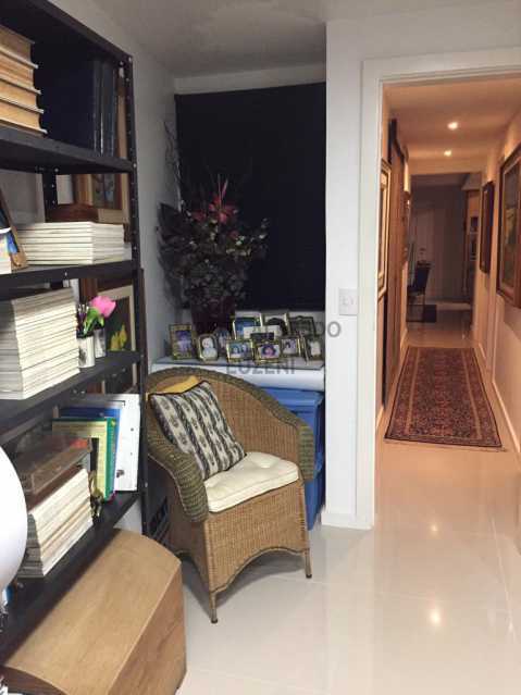 WhatsApp Image 2022-06-13 at 1 - 18