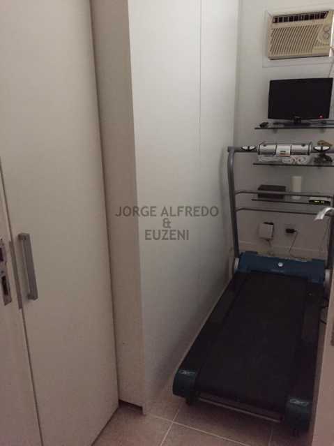 WhatsApp Image 2022-06-13 at 1 - 24