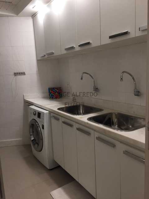 WhatsApp Image 2022-06-13 at 1 - 30