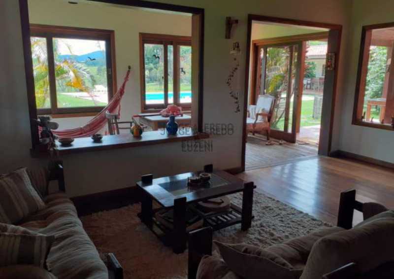 WhatsApp Image 2022-10-07 at 1 - 9