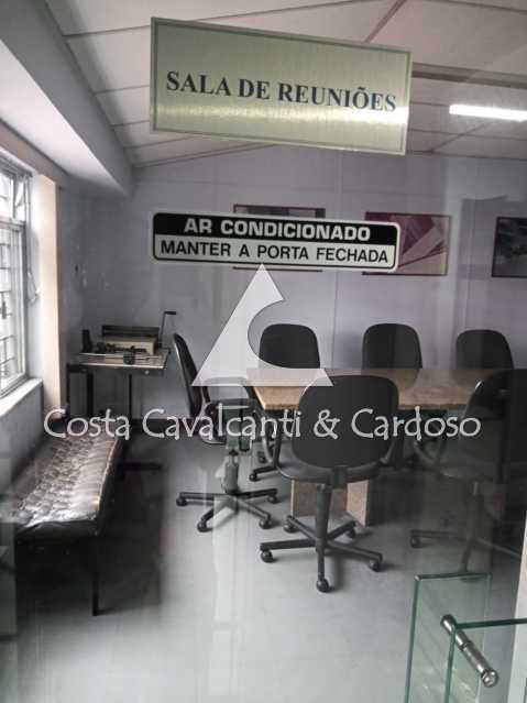 Conheça FOTO SALA REUNIÃO PORTA FOTOS do imóvel - Galpão 540m² à venda Penha, Rio de Janeiro - R$ 4.000.000 - TJGA00001 - 4 FOTO SALA REUNIÃO PORTA FOTOS - 4