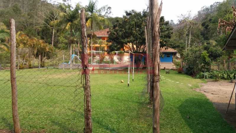 JANELA DAS ANDORINHAS 19. - 19