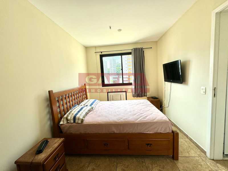 Conheça WhatsApp Image 2024-01-12 at 1 do imóvel - Apartamento Sala Quarto com suíte e garagem, FLAT com piscina, e infra. - GAFL10016 - 11 WhatsApp Image 2024-01-12 at 1 - 11