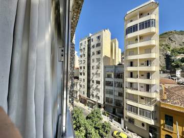 Ótima localização - Excelente apartamento 1 quarto com dependência com 1 vaga na escritura - GAAP20700