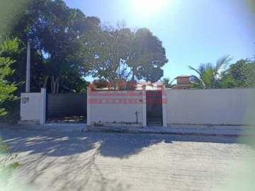 Ótima localização - Casa em Condomínio Fechado Em Búzios - GACN30015