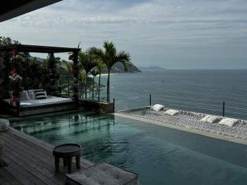 Ótima localização - Excelente Casa Triplex no Joá, São Conrado, com Vistas Panorâmicas para o Mar - GACN50022