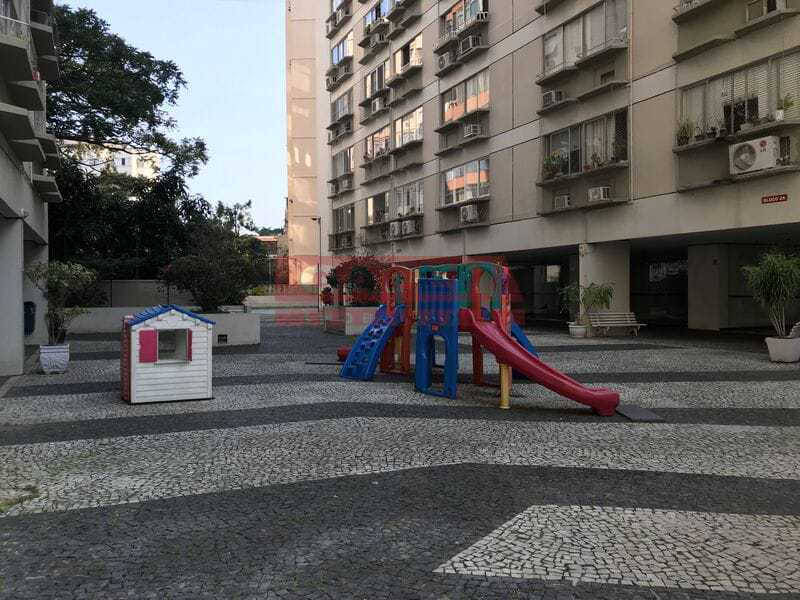 f2e2fe77-5dff-43b2-819d-02ec52 - 24