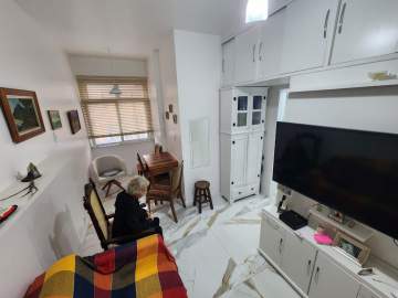 Ótima localização - Apartamento Mobiliado em Copacabana - Rua Silva Castro - GAAP10453