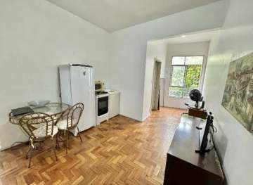 Ótima localização - Oportunidade de financiamento - Excelente apartamento 2 quartos em rua silenciosa e arborizada - GAAP20769