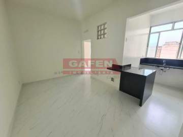 Ótima localização - REFORMADO, hidráulica e elétrica novas, sala e quarto original ! - GAAP10466