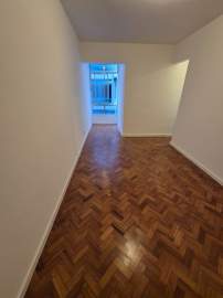 Ótima localização - Excelente apartamento com Sala, 2 Quartos, Rua nobre, tranquila, arborizada e no coração da Gloria - GAAP20807