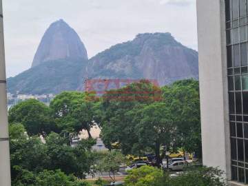 Ótima localização - Conjugado amplo, frente, vista pro Cristo Redentor e Pão de Açúcar! - GAAP10470