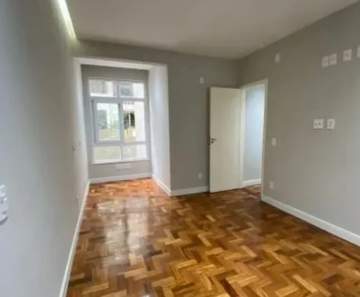 Ótima localização - Excelente apartamento na Lagoa REFORMADISSIMO fundos, silencioso, 1 vaga na escritura - GAAP20861
