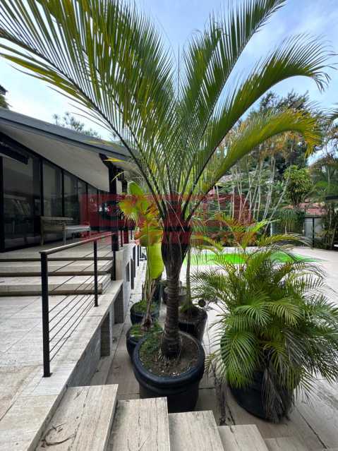 82a9aa44-5cd5-4f28-914b-f137f6 - 7