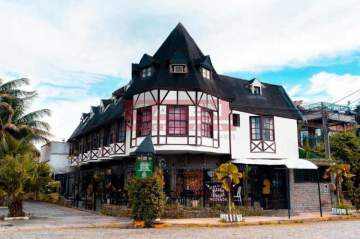 Ótima localização - Excelente Oportunidade Pousada com 12 suítes Estilo Boutique no Centro de Búzios-Rj - GAHT130001