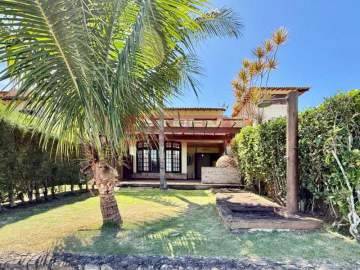 Ótima localização - Casa à beira do canal Marina de Búzios - GACN30028