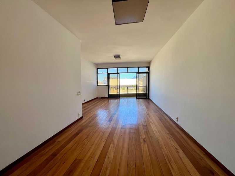 46e630d6-d892-4a02-b2e3-b6fa28 - 4