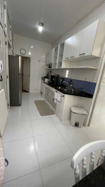 Conheça 1000654128 do imóvel - Apartamento mobiliado 3 Quartos, andar alto, varanda interna e garagem - GAAP31226 - 20 1000654128 - 20