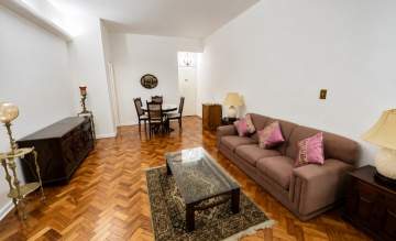 Ótima localização - Apartamento mobiliado 2 quartos com dependência e andar alto - GAAP20997
