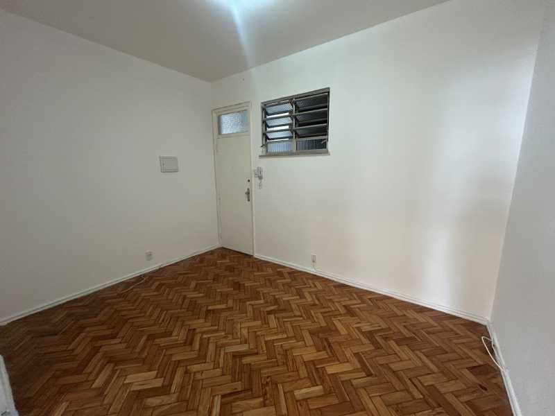 Conheça 1000697860 do imóvel - Apartamento Sala Quarto, 51m2 - Andar alto de fundos no Posto 05 -Copacabana - GAAP10614 - 4 1000697860 - 4