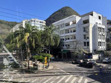 Ótima localização - Excelente apartamento 3 quartos com vaga de garagem em Laranjeiras - Rua General Glicério - GAAP31247