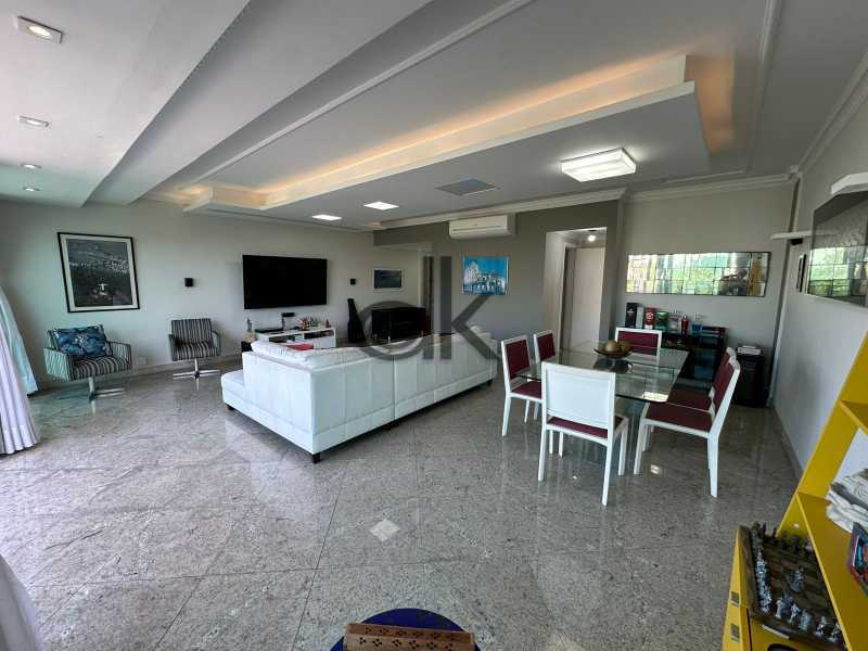 Conheça WhatsApp Image 2024-12-18 at 1 do imóvel - Cobertura 4 quartos para venda e aluguel Jardim Oceanico, Rio de Janeiro - R$ 3.700.000 - 4046 - 6 WhatsApp Image 2024-12-18 at 1 - 6