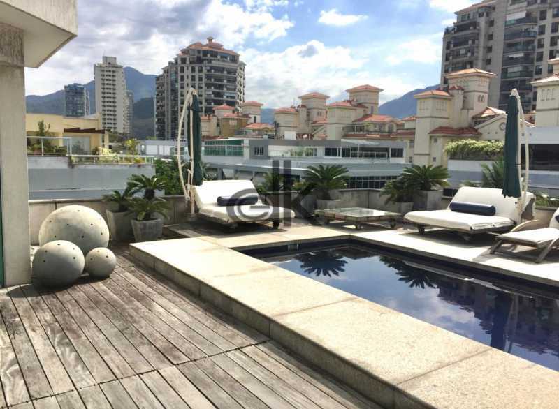 Conheça WhatsApp Image 2023-02-10 at 1 do imóvel - EDK - VENDE - EXCELENTE COB DUPLEX 4 SUÍTES - COND TERRAZZAS - BARRA DA TIJUCA - RJ - 8064 - 25 WhatsApp Image 2023-02-10 at 1 - 25