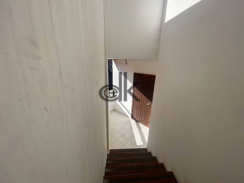 Conheça WhatsApp Image 2024-03-05 at 1 do imóvel - EDK VENDE CASA 5 SUÍTES CONDMÍNIO FECHADO ITANHANGÁ - RJ - 8261 - 19 WhatsApp Image 2024-03-05 at 1 - 19