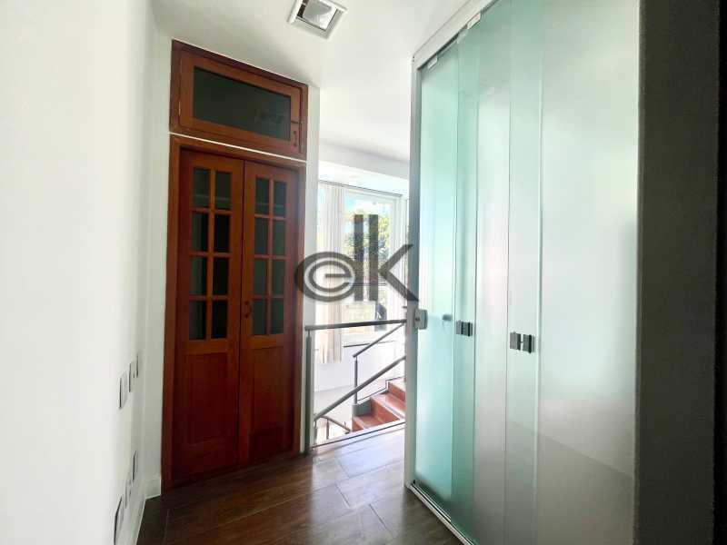 Conheça IMG_5348 do imóvel - EDK - VENDE - EXCELENTE COB DUPLEX 4 QTOS(3 SUÍTES) NO JARDIM OCEÂNICO - BARRA DA TIJUCA - RJ - 9012 - 14 IMG_5348 - 14