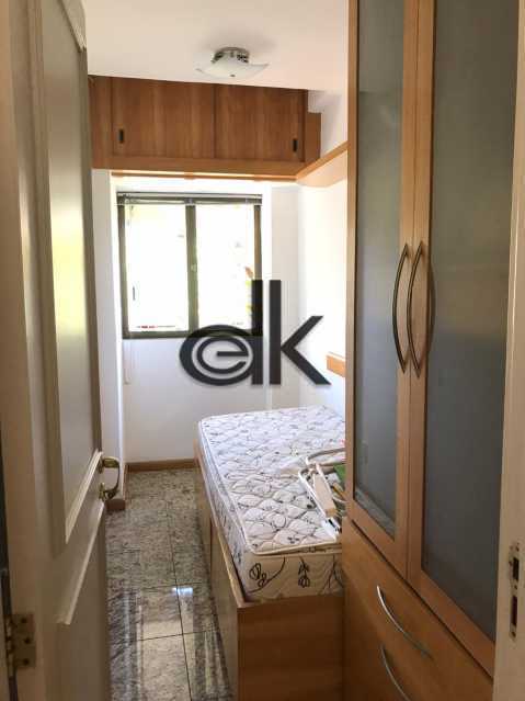 Conheça Quarto suíte do imóvel - EDK - VENDE ÓTIMO 2QTOS COM DEP. REVERTIDA NO JARDIM OCEÂNICO - BARRA DA TIJUCA - RJ - 9045 - 3 Quarto suíte - 3