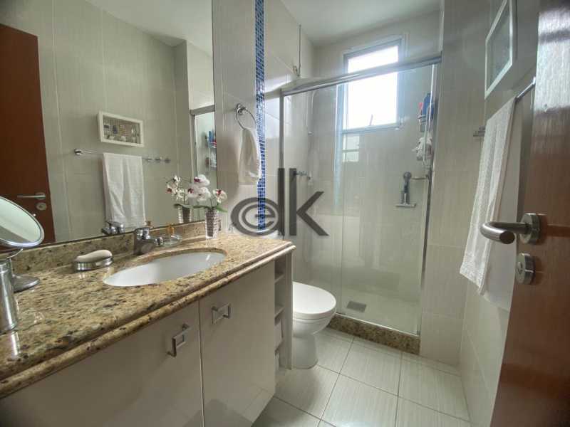 Conheça WhatsApp Image 2025-06-04 at 1 do imóvel - EDK VENDE - EXCELENTE COB. 3QTOS(2SUÍTES) COM 236M² - RECREIO DOS BANDEIRANTES - RJ - 1041 - 15 WhatsApp Image 2025-06-04 at 1 - 15