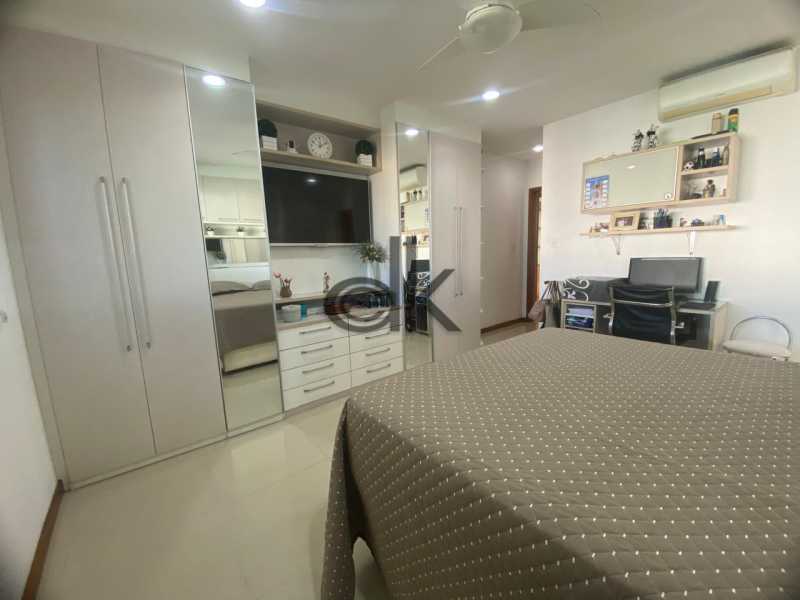 Conheça WhatsApp Image 2025-06-04 at 1 do imóvel - EDK VENDE - EXCELENTE COB. 3QTOS(2SUÍTES) COM 236M² - RECREIO DOS BANDEIRANTES - RJ - 1041 - 17 WhatsApp Image 2025-06-04 at 1 - 17