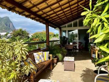 PRÓXIMA À PRAIA - EDK VENDE - COBERTURA LINEAR - JARDIM OCEÂNICO - 219M² - BARRA DA TIJUCA - RJ - 1087