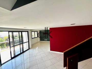 PRÓXIMA À PRAIA - EDK VENDE - JARDIM OCEÂNICO - COBERTURA DUPLEX - 3 SUÍTES - 3 VAGAS - BARRA DA TIJUCA - RJ - 1108