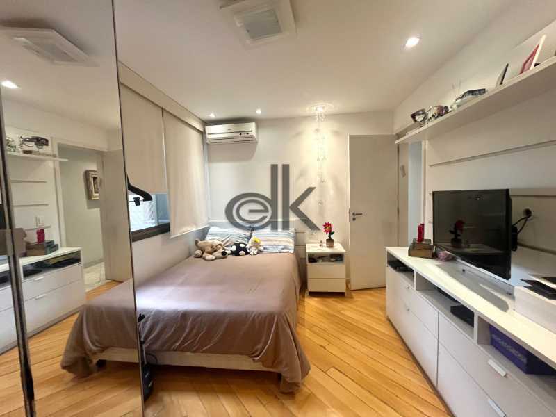 Quarto - 19