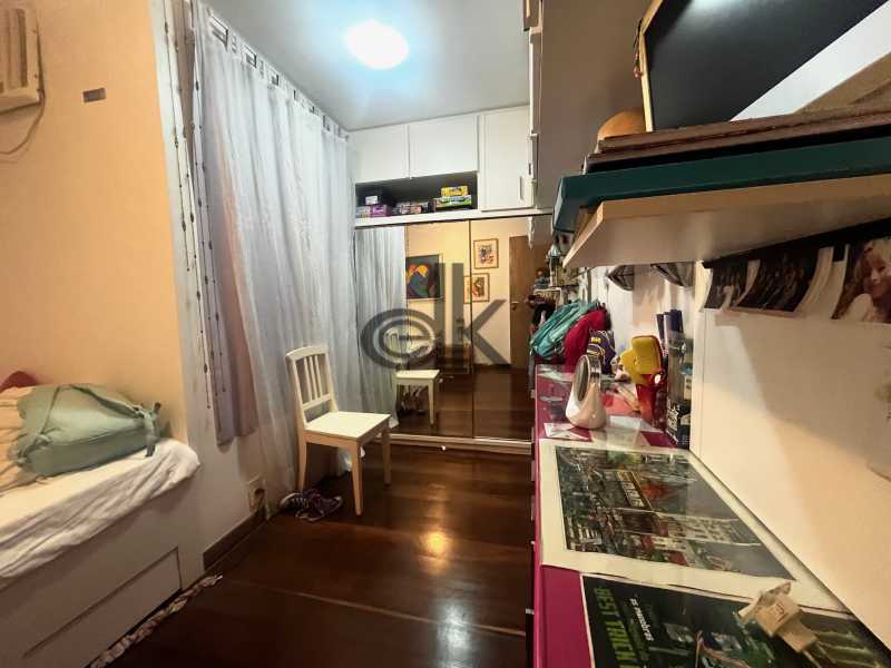 Quarto - 11