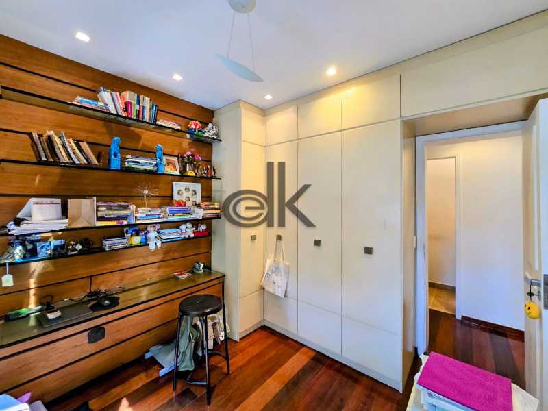 QUARTO - 14